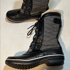JBU BY JAMBU WATER RESIDENT QUILTED NUBUCK SNOW BOOT BLACK HERRINGBONE SZ 6.5